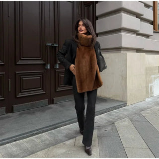 Women's Retro Faux Fur Coat with Buttons - Diva Melody