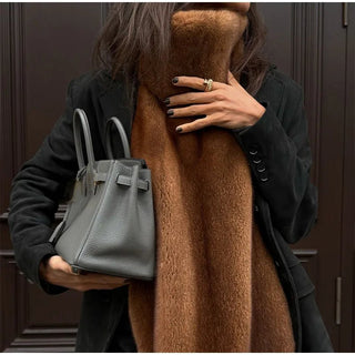 Women's Retro Faux Fur Coat with Buttons - Diva Melody