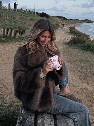 Women's Retro Faux Fur Coat with Buttons - Diva Melody