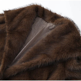 Women's Retro Faux Fur Coat with Buttons - Diva Melody